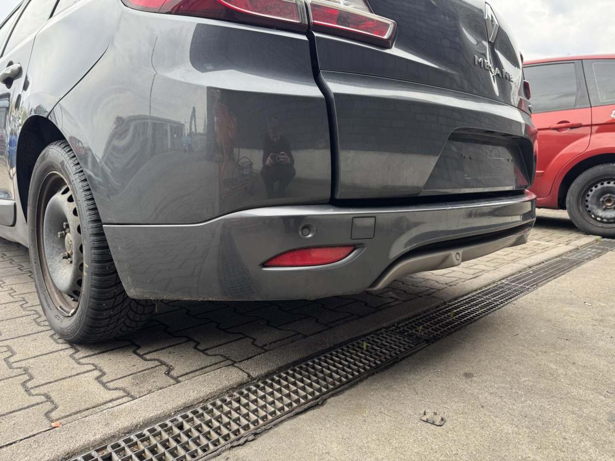 Renault Megane 3 Grandtour original Sto&szlig;stange Stossf&auml;nger hinten TEB66 Graphitschwarz Bj.2011